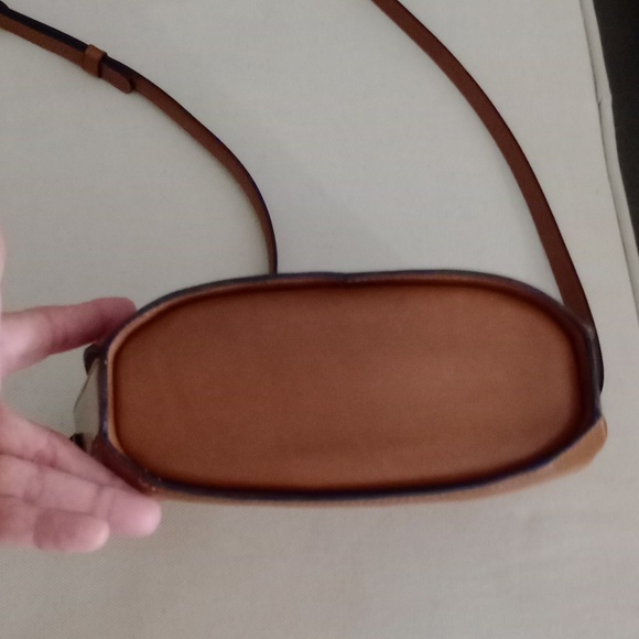 Vintage Bally tan leather crossbody bag - Picture 4 of 15